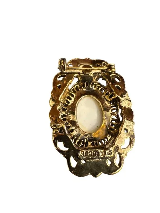 Vintage 1950S Victorian-Style Gold-Tone Brooch With Cameo Portrait - Picture 7 of 10
